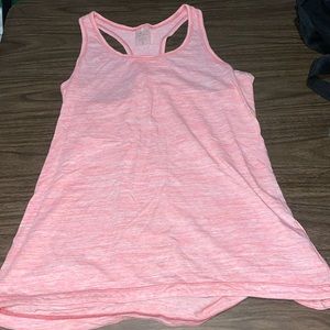Women’s tops